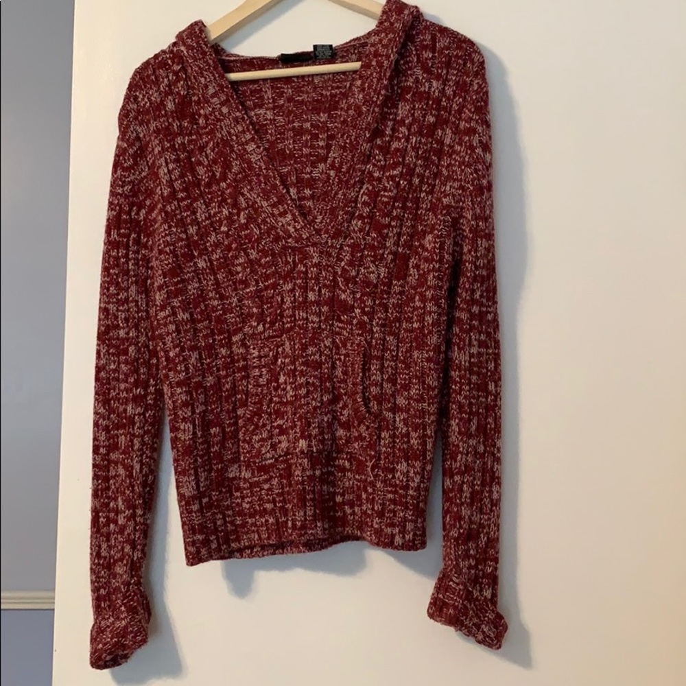 XL Rue 21 V Neck Hooded Sweater